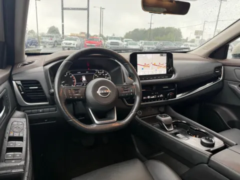 More photos of 2022 Nissan Rogue SL at Jerry Hunt Supercenter - Lexington, NC
