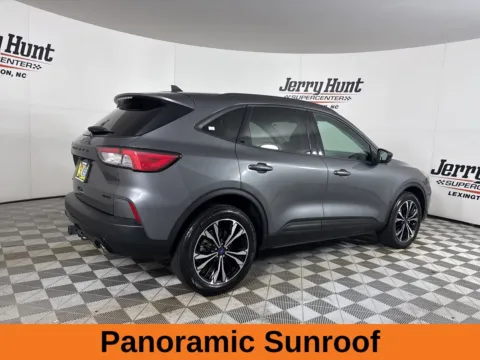 More photos of 2022 Ford Escape SEL at Jerry Hunt Supercenter - Lexington, NC