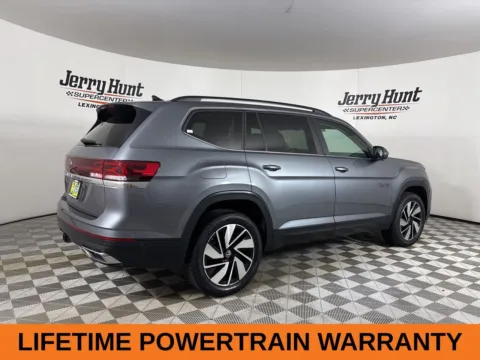 More photos of 2024 Volkswagen Atlas 2.0T SE w/Technology at Jerry Hunt Supercenter - Lexington, NC
