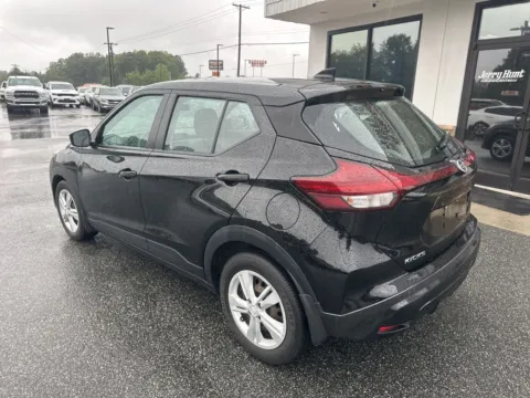 More photos of 2021 Nissan Kicks S at Jerry Hunt Supercenter - Lexington, NC