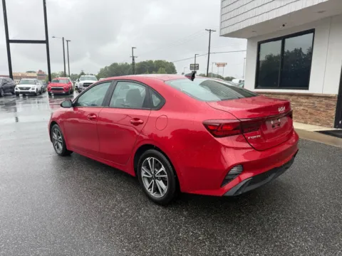More photos of 2022 Kia Forte LXS at Jerry Hunt Supercenter - Lexington, NC