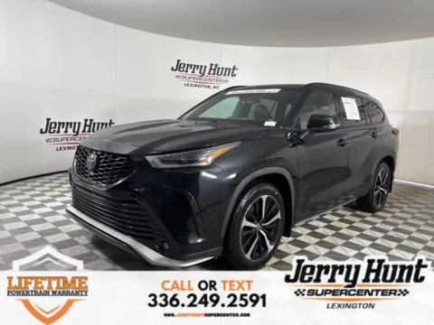 Black 2022 Toyota Highlander XSE for sale in Lexington, NC