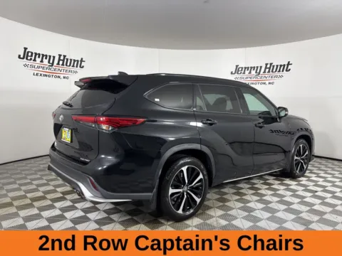 More photos of 2022 Toyota Highlander XSE at Jerry Hunt Supercenter - Lexington, NC