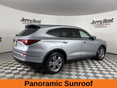 More photos of 2022 Acura MDX 3.5L at Jerry Hunt Supercenter - Lexington, NC