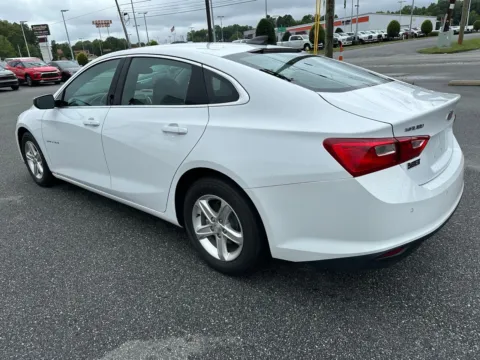 More photos of 2023 Chevrolet Malibu LS at Jerry Hunt Supercenter - Lexington, NC