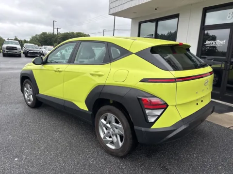 More photos of 2024 Hyundai Kona SE at Jerry Hunt Supercenter - Lexington, NC