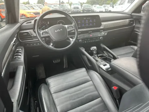 Another view of 2024 Kia Telluride SX-Prestige for sale in Lexington, NC at Jerry Hunt Supercenter - Lexington