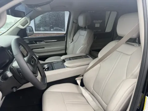 Photos of 2022 Jeep Wagoneer Series II for sale in Lexington, NC at Jerry Hunt Supercenter - Lexington
