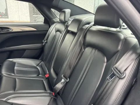 More photos of 2020 Lincoln MKZ Standard at Jerry Hunt Supercenter - Lexington, NC