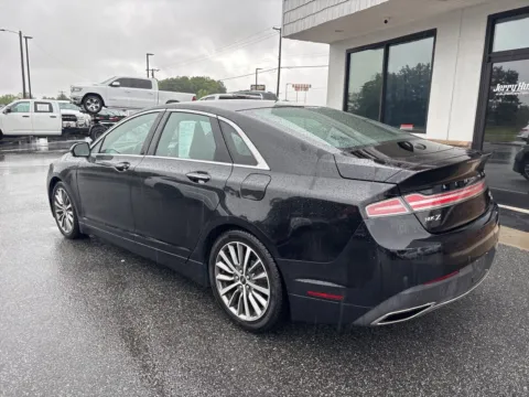 More photos of 2020 Lincoln MKZ Standard at Jerry Hunt Supercenter - Lexington, NC