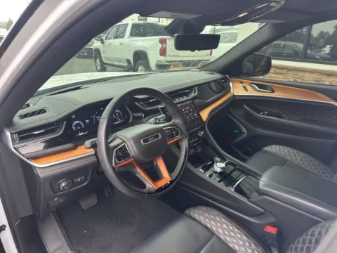 Another view of 2022 Jeep Grand Cherokee Summit for sale in Lexington, NC at Jerry Hunt Supercenter - Lexington