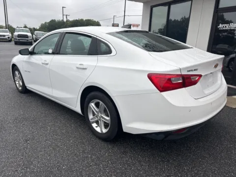 More photos of 2024 Chevrolet Malibu LS at Jerry Hunt Supercenter - Lexington, NC