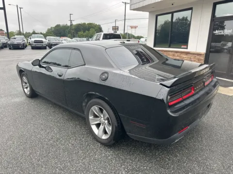 More photos of 2019 Dodge Challenger SXT at Jerry Hunt Supercenter - Lexington, NC