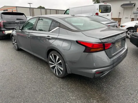 More photos of 2019 Nissan Altima 2.5 SR at Jerry Hunt Supercenter - Lexington, NC