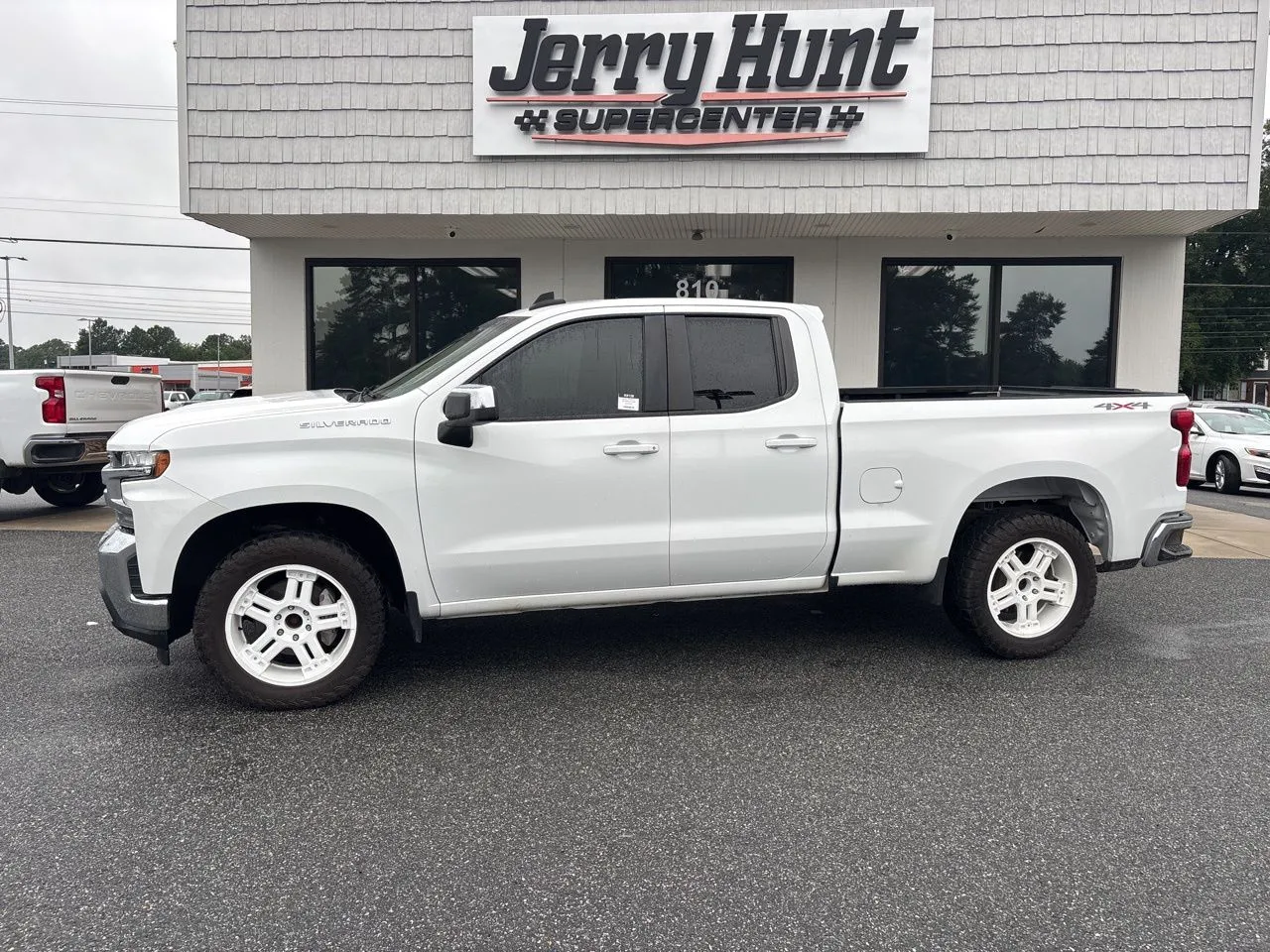 White 2020 Chevrolet Silverado 1500 LT for sale in Lexington, NC