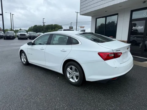 More photos of 2023 Chevrolet Malibu LS at Jerry Hunt Supercenter - Lexington, NC