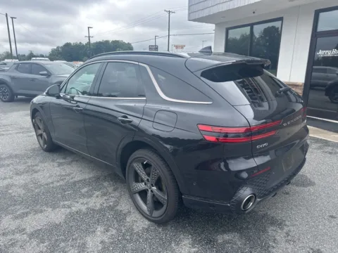 More photos of 2025 Genesis GV70 3.5T Sport Advanced at Jerry Hunt Supercenter - Lexington, NC