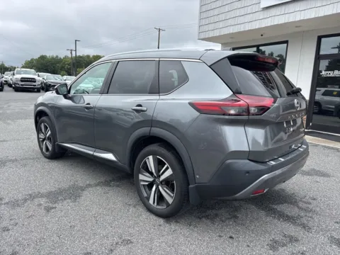 More photos of 2022 Nissan Rogue SL at Jerry Hunt Supercenter - Lexington, NC