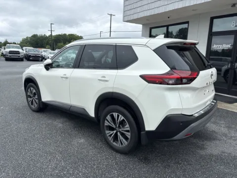 More photos of 2022 Nissan Rogue SV at Jerry Hunt Supercenter - Lexington, NC