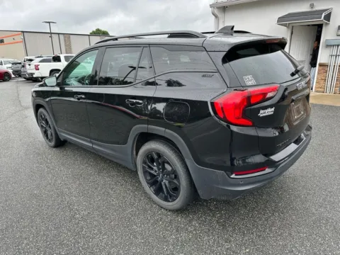More photos of 2021 GMC Terrain SLT at Jerry Hunt Supercenter - Lexington, NC