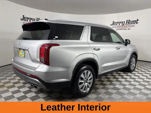 More photos of 2024 Hyundai Palisade SEL at Jerry Hunt Supercenter - Lexington, NC