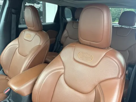 Photos of 2019 Jeep Cherokee Overland for sale in Lexington, NC at Jerry Hunt Supercenter - Lexington