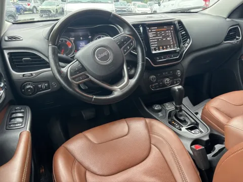 Another view of 2019 Jeep Cherokee Overland for sale in Lexington, NC at Jerry Hunt Supercenter - Lexington