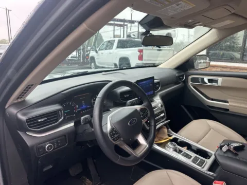 Another view of 2024 Ford Explorer XLT for sale in Lexington, NC at Jerry Hunt Supercenter - Lexington