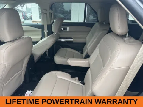 More photos of 2024 Ford Explorer XLT at Jerry Hunt Supercenter - Lexington, NC