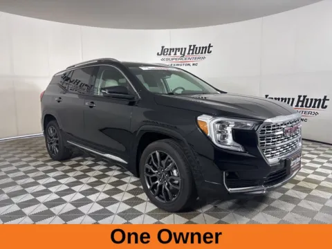 More photos of 2024 GMC Terrain Denali at Jerry Hunt Supercenter - Lexington, NC