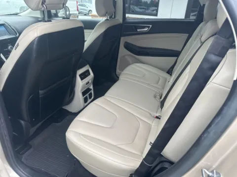 More photos of 2017 Ford Edge Titanium at Jerry Hunt Supercenter - Lexington, NC