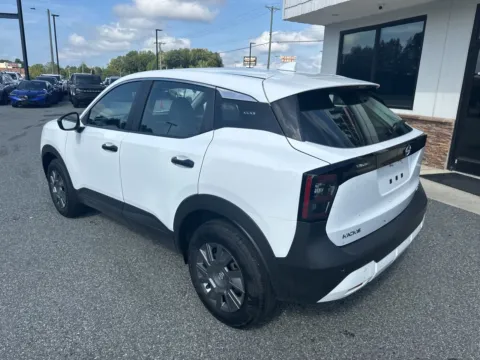 More photos of 2025 Nissan Kicks S at Jerry Hunt Supercenter - Lexington, NC