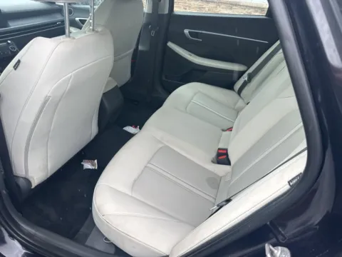 More photos of 2024 Hyundai Sonata SEL at Jerry Hunt Supercenter - Lexington, NC