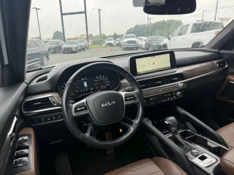 More photos of 2022 Kia Telluride SX at Jerry Hunt Supercenter - Lexington, NC