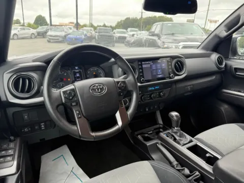 More photos of 2021 Toyota Tacoma TRD Off-Road at Jerry Hunt Supercenter - Lexington, NC