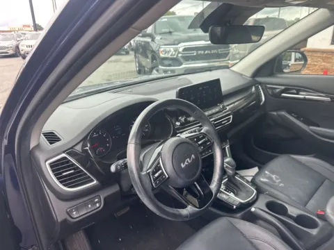 Another view of 2023 Kia Seltos EX for sale in Lexington, NC at Jerry Hunt Supercenter - Lexington