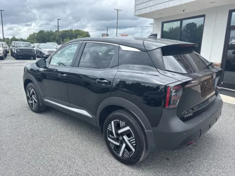 More photos of 2025 Nissan Kicks SV at Jerry Hunt Supercenter - Lexington, NC