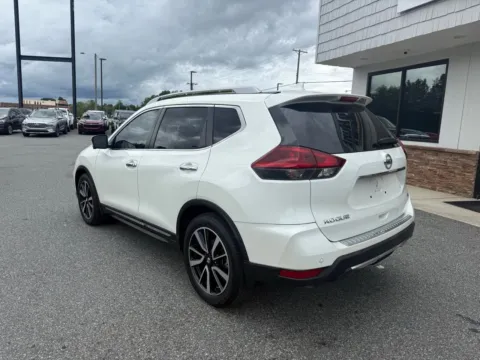 More photos of 2020 Nissan Rogue SL at Jerry Hunt Supercenter - Lexington, NC