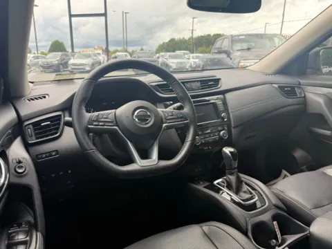 More photos of 2020 Nissan Rogue SL at Jerry Hunt Supercenter - Lexington, NC