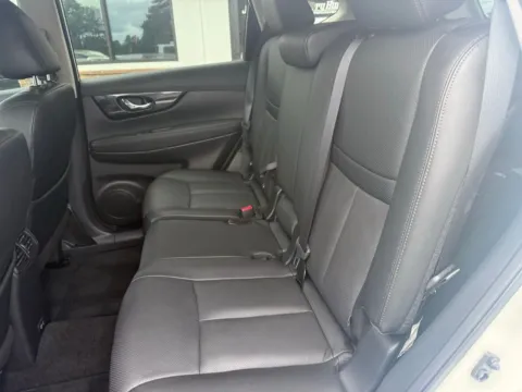 Another view of 2020 Nissan Rogue SL for sale in Lexington, NC at Jerry Hunt Supercenter - Lexington
