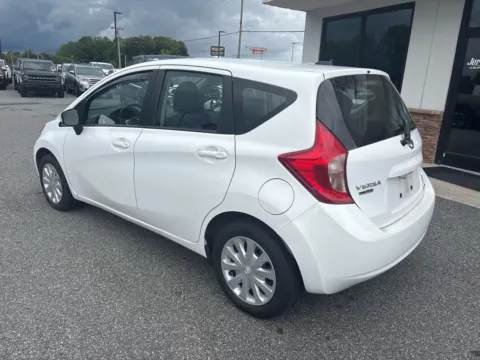 More photos of 2016 Nissan Versa Note SV at Jerry Hunt Supercenter - Lexington, NC