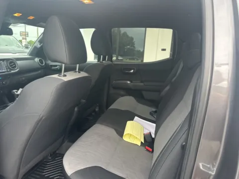More photos of 2023 Toyota Tacoma TRD Off-Road at Jerry Hunt Supercenter - Lexington, NC