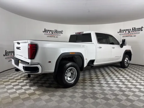 More photos of 2024 GMC Sierra 3500HD Denali Ultimate at Jerry Hunt Supercenter - Lexington, NC