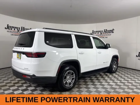 More photos of 2022 Jeep Wagoneer Series I at Jerry Hunt Supercenter - Lexington, NC