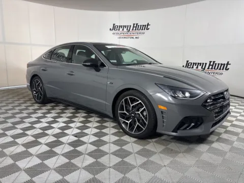 More photos of 2022 Hyundai Sonata N Line at Jerry Hunt Supercenter - Lexington, NC