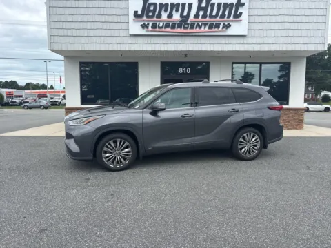 Gray 2022 Toyota Highlander Hybrid Platinum for sale in Lexington, NC