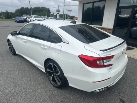 More photos of 2022 Honda Accord Sport 2.0T at Jerry Hunt Supercenter - Lexington, NC