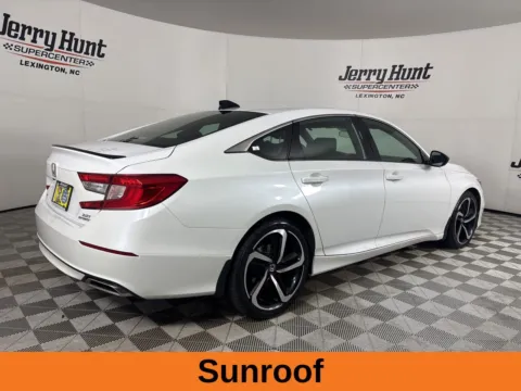 More photos of 2022 Honda Accord Sport 2.0T at Jerry Hunt Supercenter - Lexington, NC