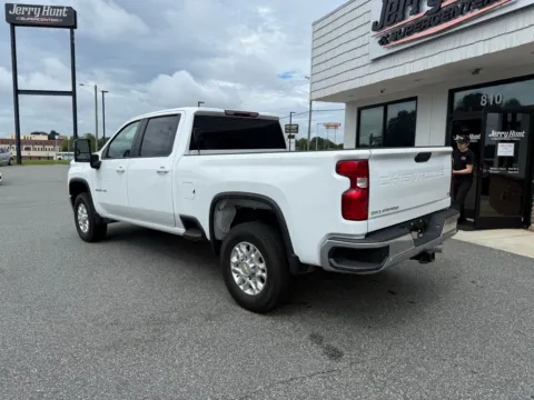 More photos of 2023 Chevrolet Silverado 2500HD LT at Jerry Hunt Supercenter - Lexington, NC
