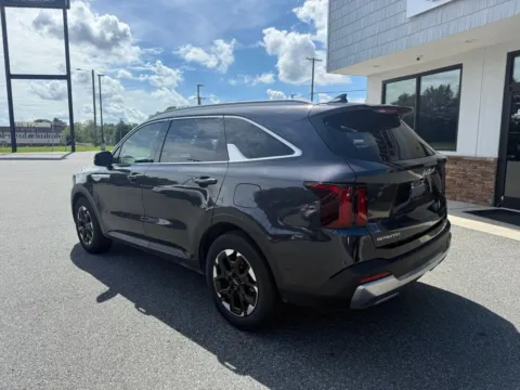 More photos of 2025 Kia Sorento S at Jerry Hunt Supercenter - Lexington, NC
